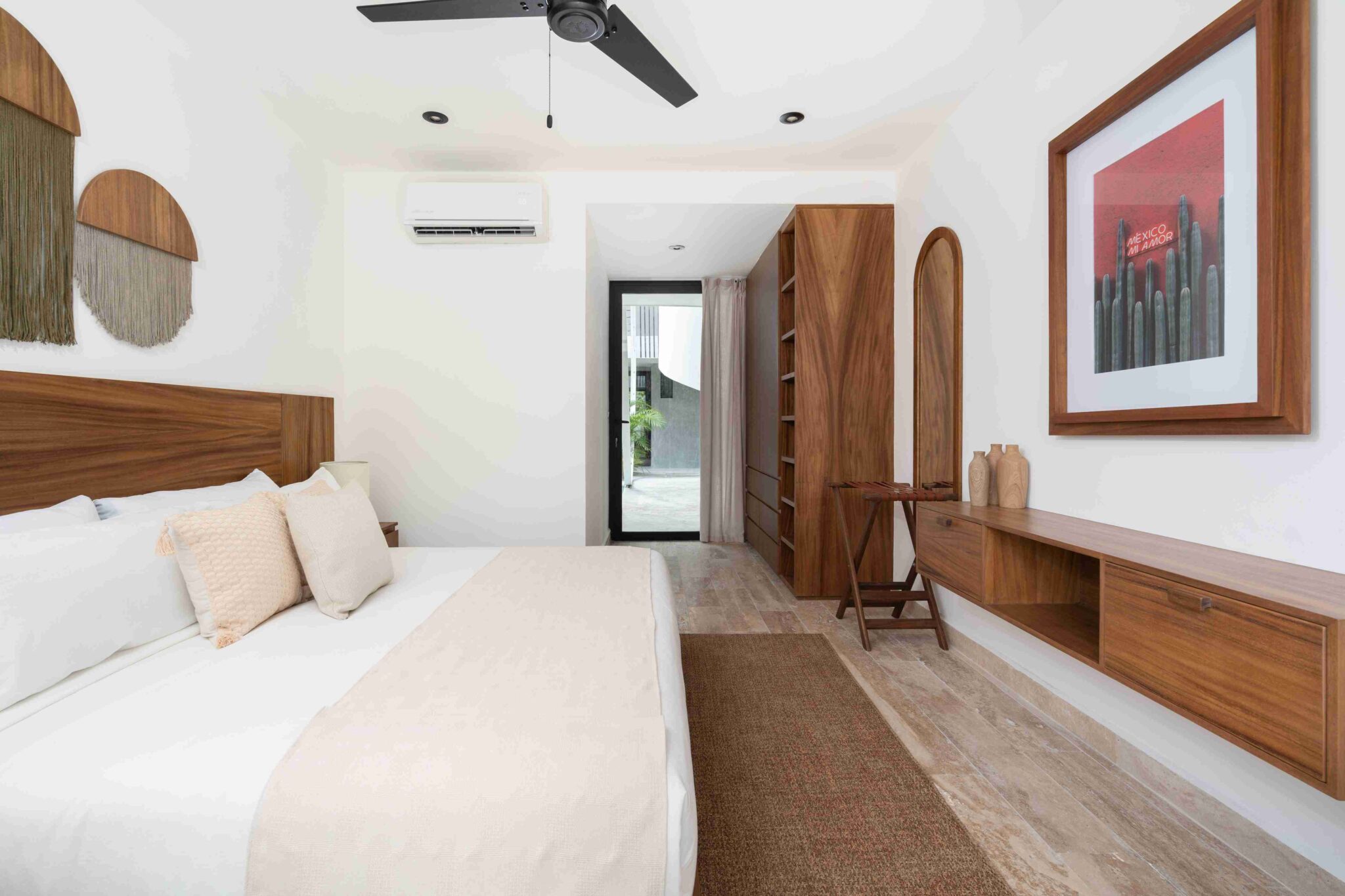 villaaquabedrooms 7 11zon